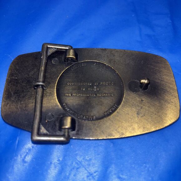 Vintage Brass Proto 500 Professional Mechanics Commemorative Belt Buckle - Picture 2 of 3